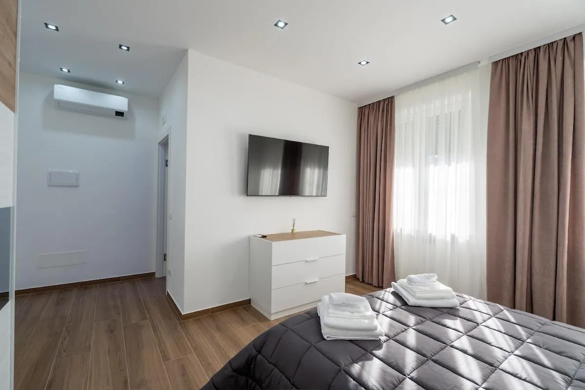 Daire Home One Room Verona Fiera With Private Bathroom