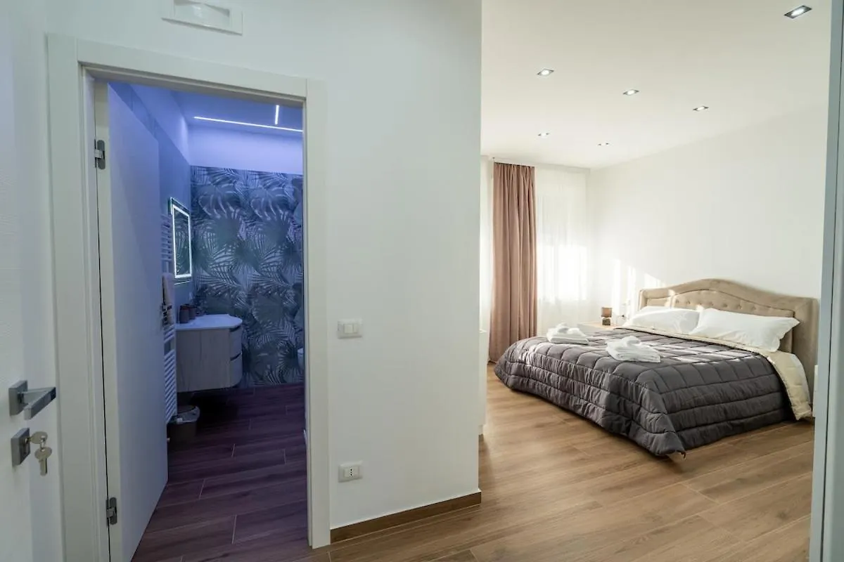 Home One Room Verona Fiera With Private Bathroom Apartment
