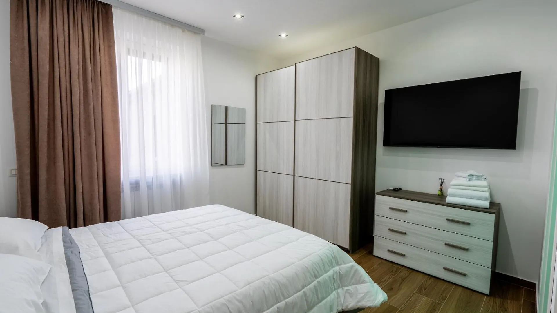 Apartment Home One Room Verona Fiera With Private Bathroom