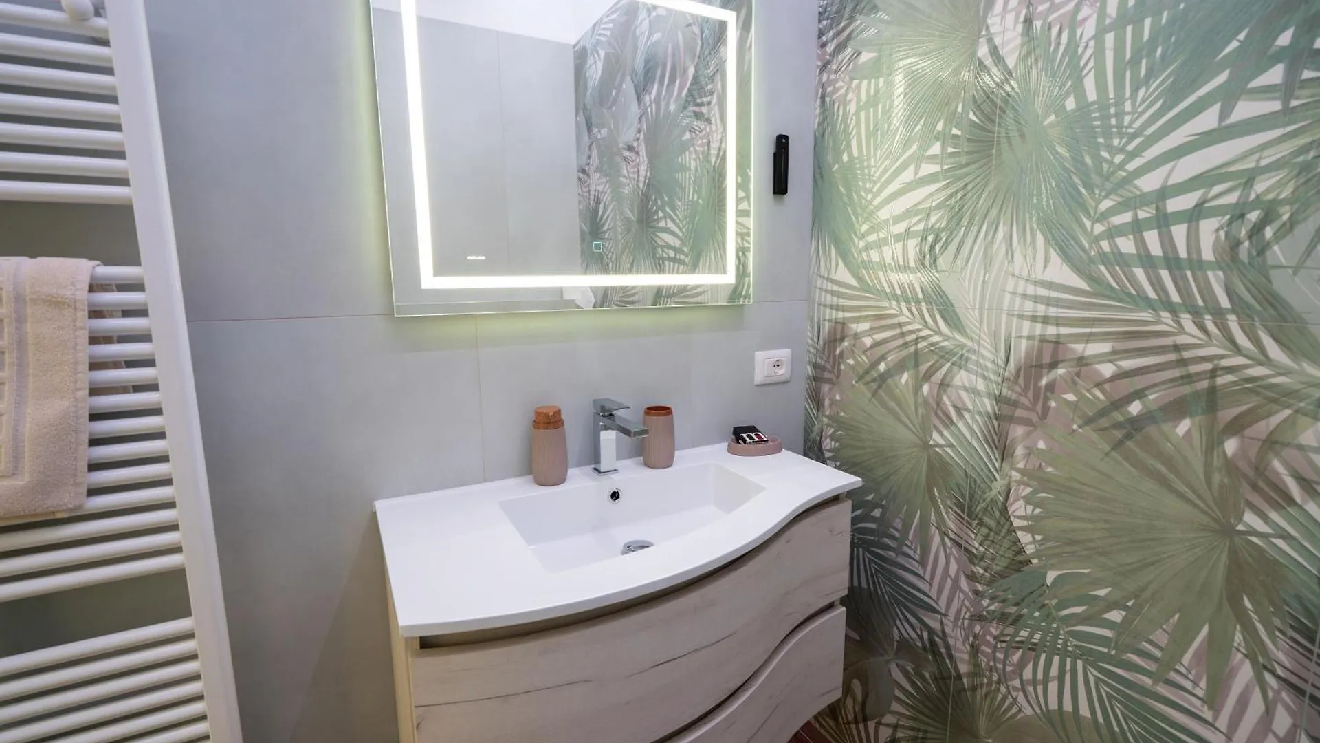 Daire Home One Room Verona Fiera With Private Bathroom İtalya