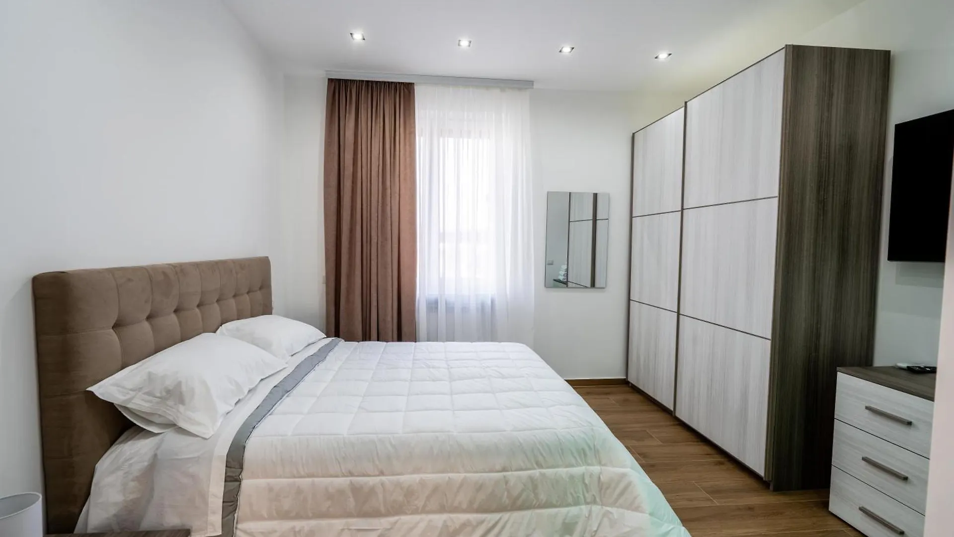 Home One Room Verona Fiera With Private Bathroom